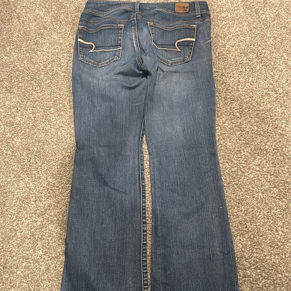 Size 4 Super stretch kick boot jeans - Picture 2 of 2